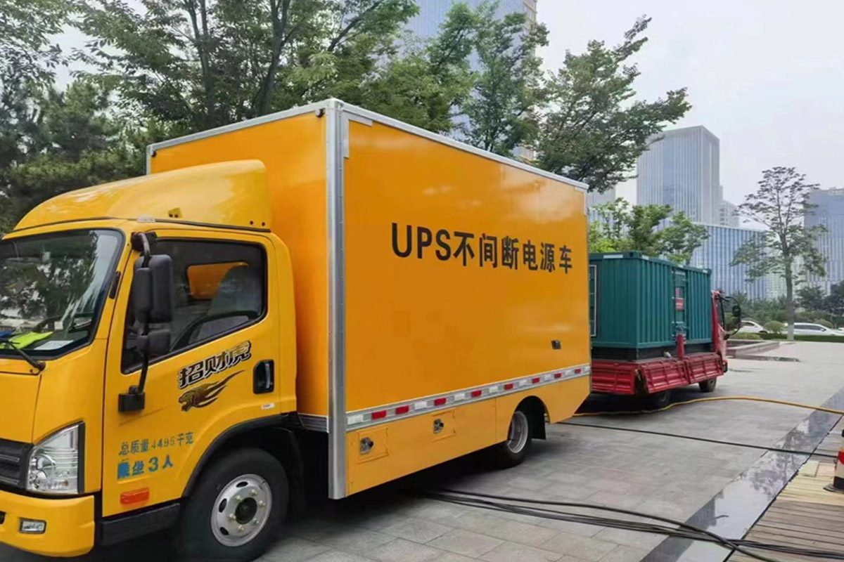 江岸发电机租赁施工现场