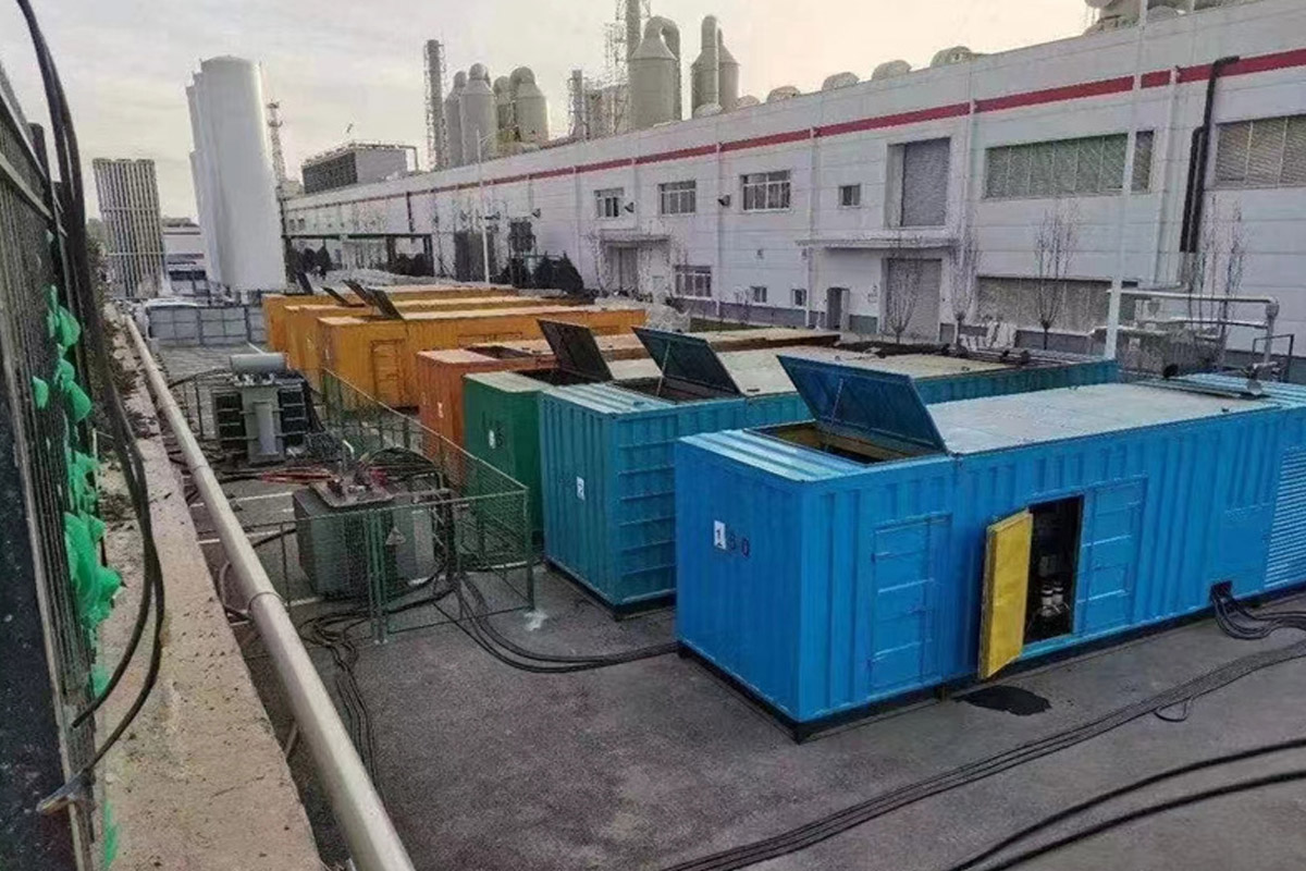 江岸发电机租赁施工现场